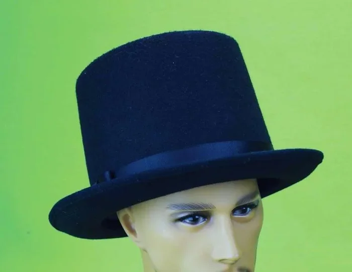 Tall Top Hat – Black