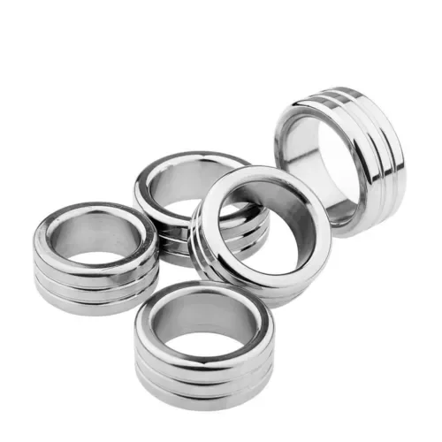 Ziggy Star gets a creamy facial after fucking Toy